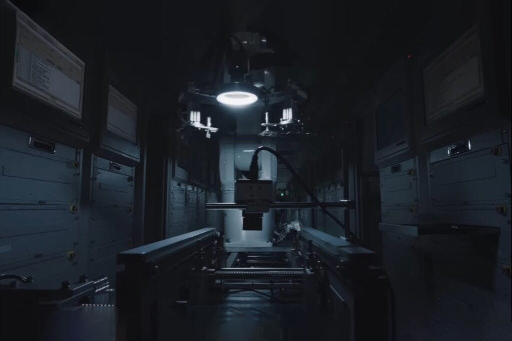 نمای کارخانه کاملاً خودکار شیائومی در چین با سیستمهای هوش مصنوعی و رباتیک در سال ۲۰۲۵