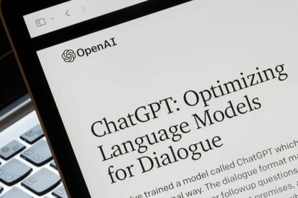 بررسی فناوری ChatGPT در تفاوت چت جی پی تی و دیپ سیک