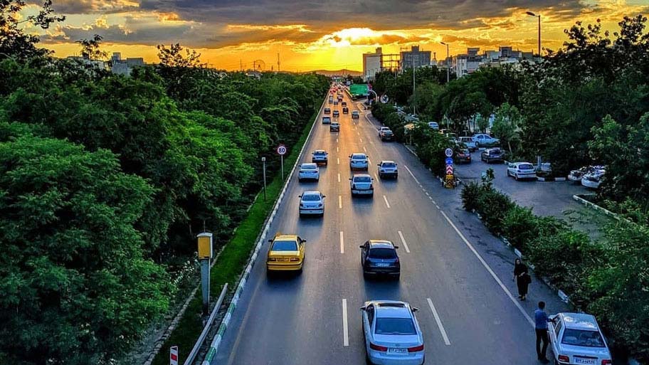 تصویری از بلوار وکیل آباد مشهد